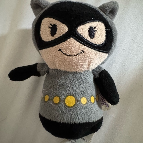 Hallmark Itty Bittys Catwoman And Joker Plush Set - Picture 3 of 6